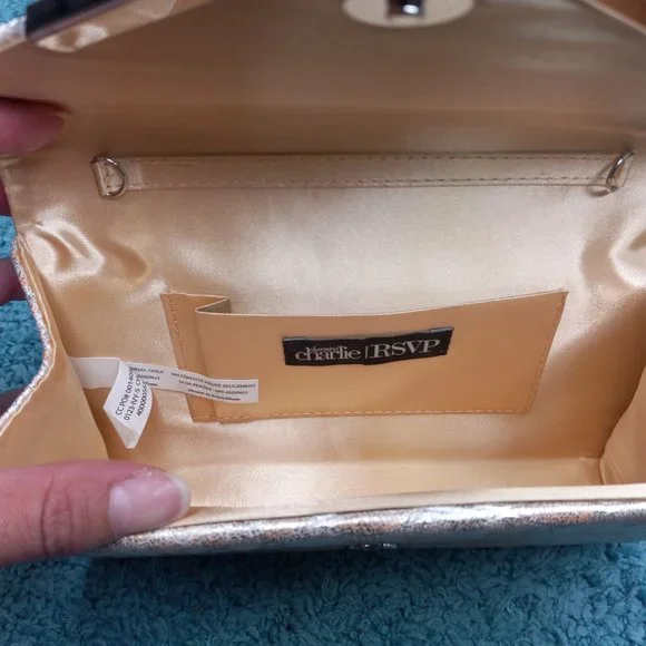 Charming Charlie RSVP Mixed Gold-Silver Hand Purse - Picture 9 of 11